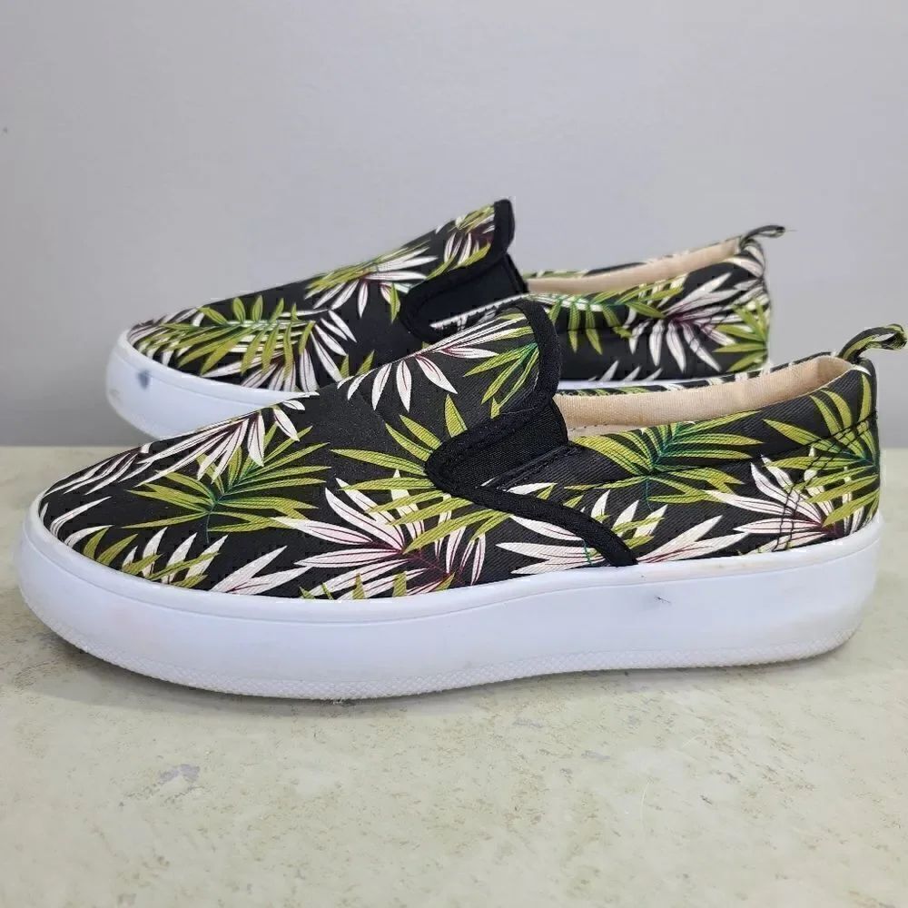 Etc. Slight Platform Slip On Sneaker Large (8-9)